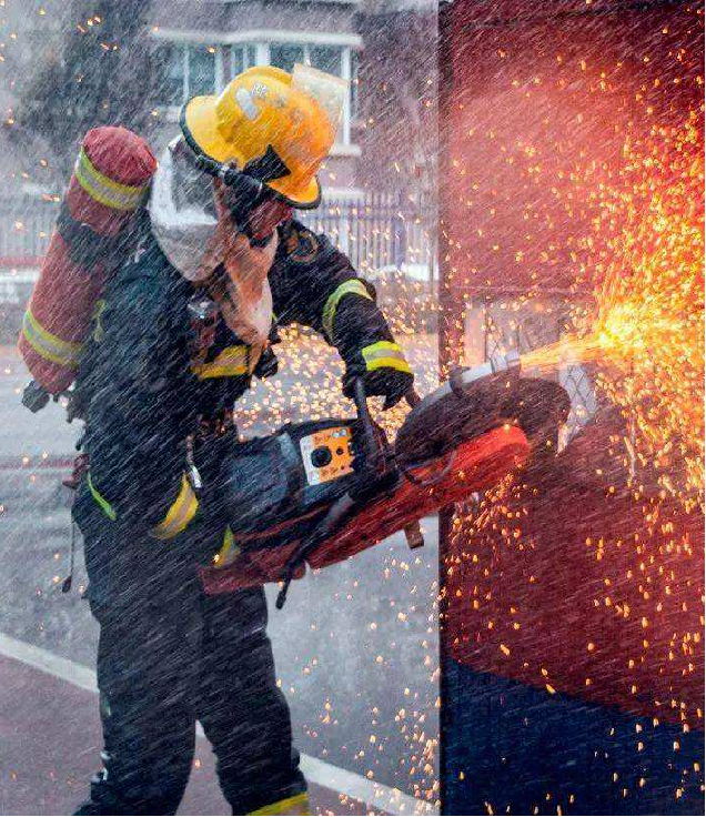 Pre-oxidized fiber flame-retardant fabric: a new favorite for labor protection clothing